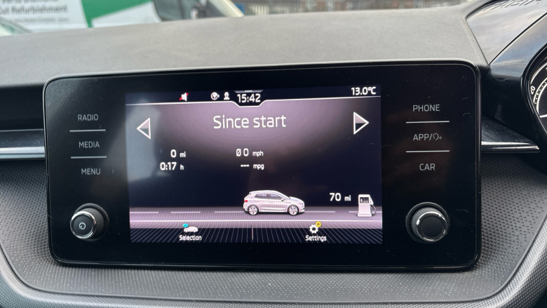 Skoda Fabia 1.0 MPI 80 SE Comfort 5dr Petrol Hatchback